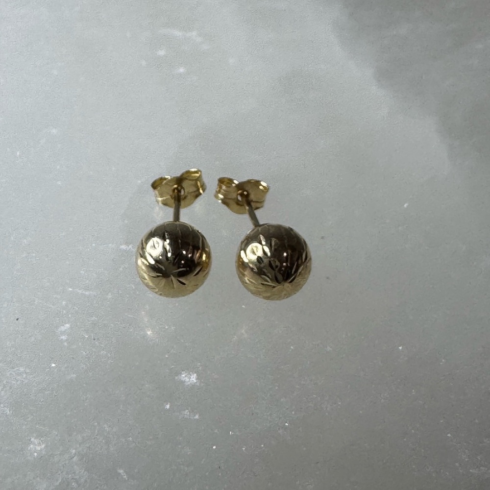 14K Solid Gold 5.8MM Textured Ball Studs w/ Butterfly Backs